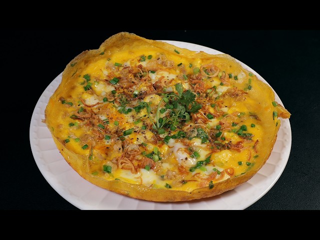 bữa cơm với trứng chiên thịt