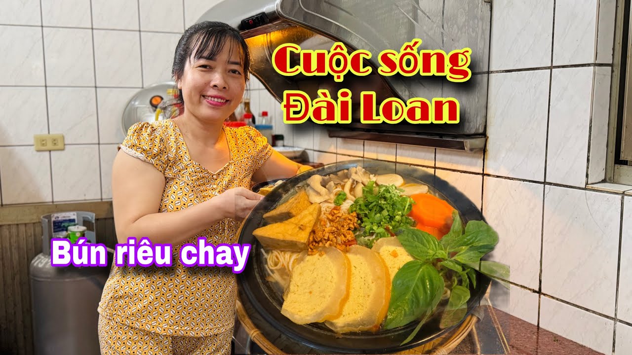 bún riêu chay rau sống