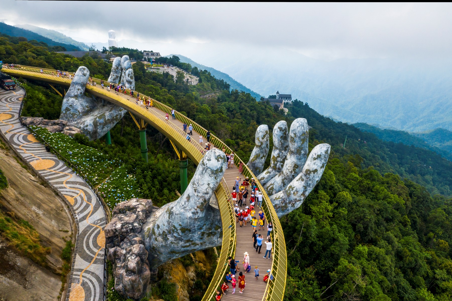 Cầu Vàng Bà Nà Hills Cầu Vàng Bà Nà Hills