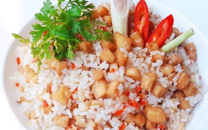 cơm chiên chay thành phẩm