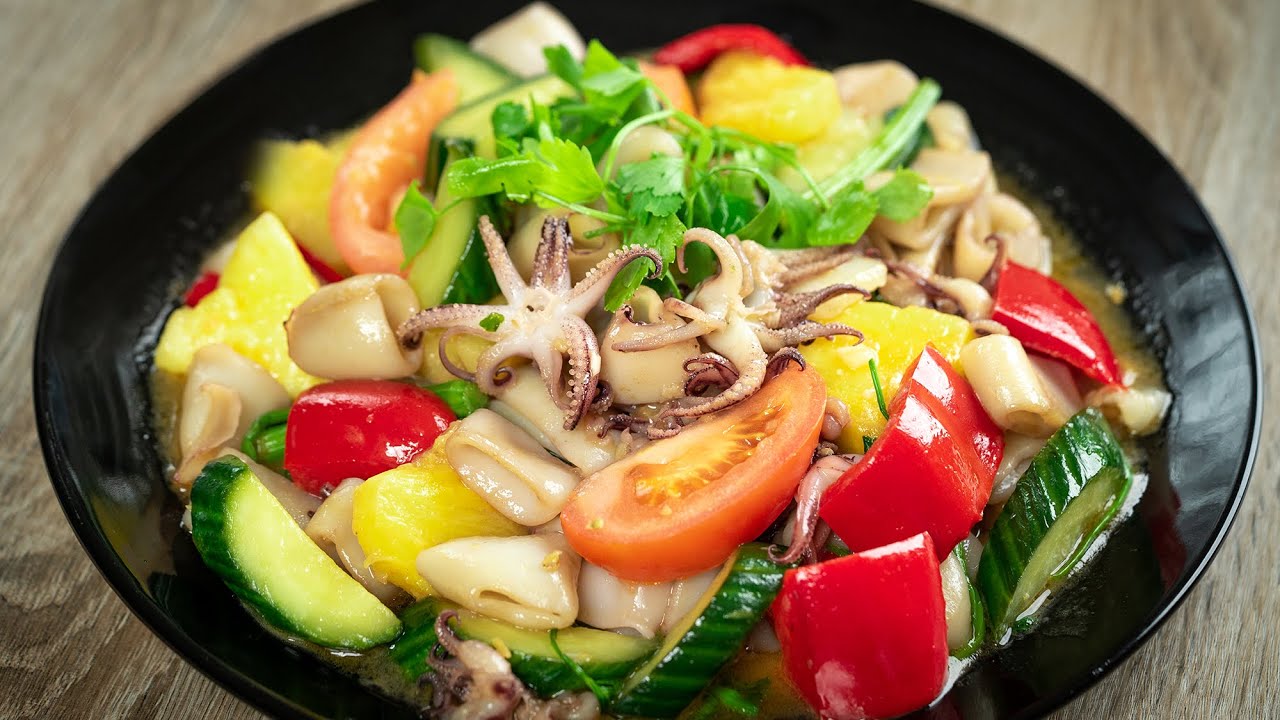 Mực xào chua ngọt: Bí quyết món ngon mỗi ngày cho gia đình