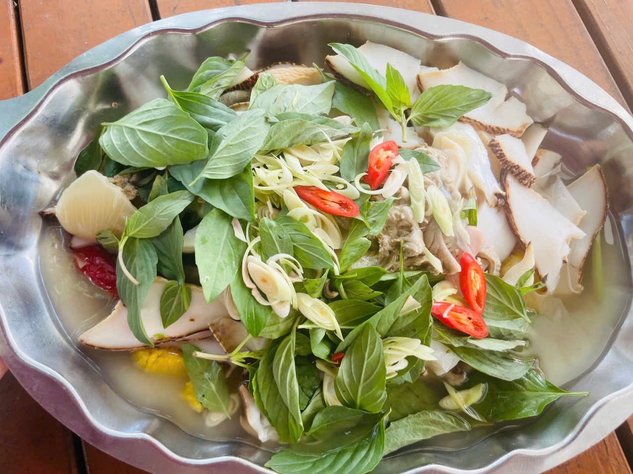 nguyên liệu ốc hấp sả