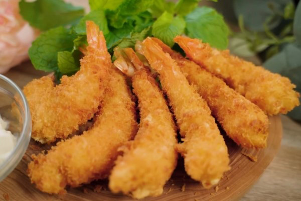 tôm chiên bột giòn rụm