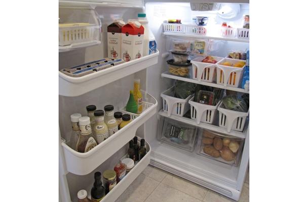 tủ lạnh ngăn nắp sạch sẽ