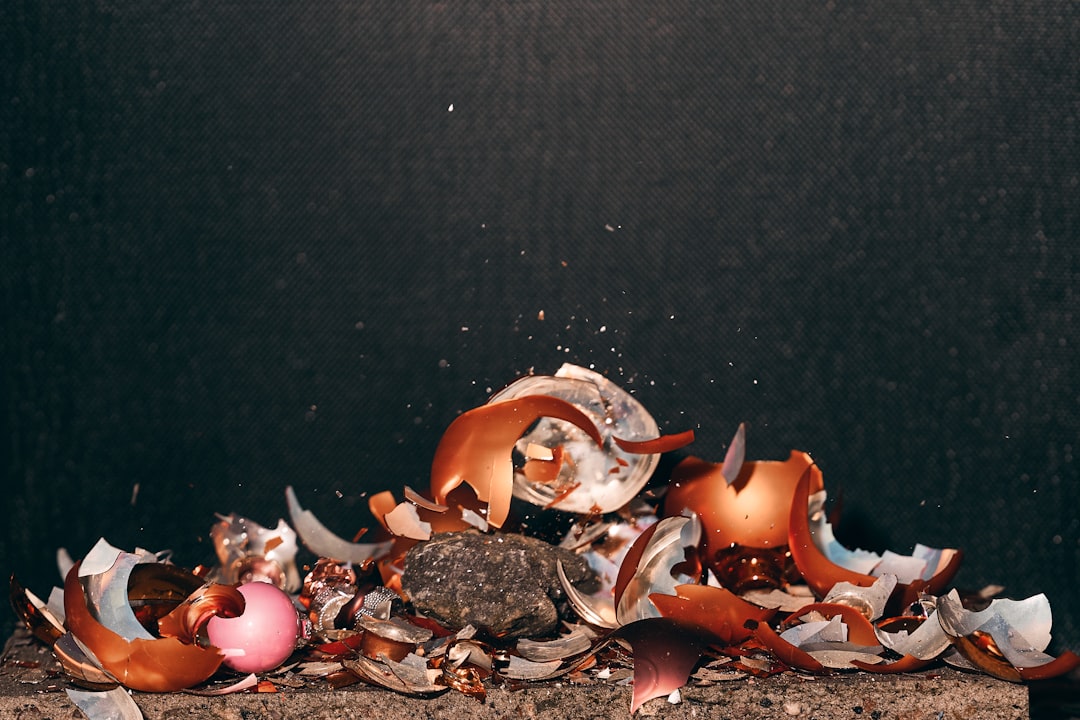 Gia đình quây quần bên nồi lẩu hải sản bốc khói