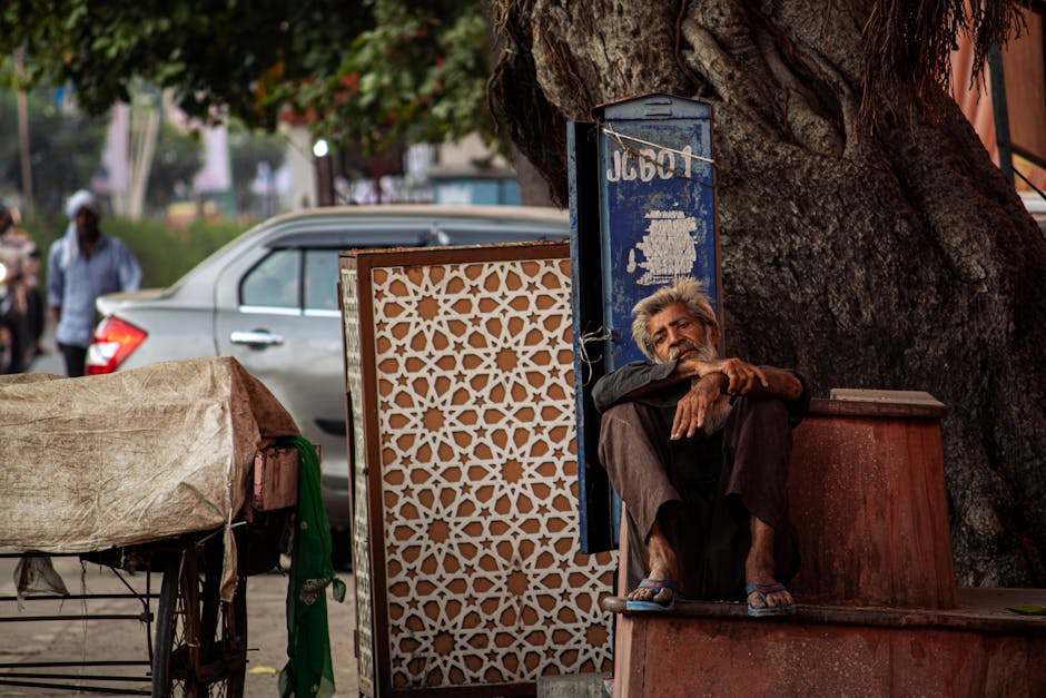 Mô phỏng lực hấp dẫn kéo vật chất về tâm