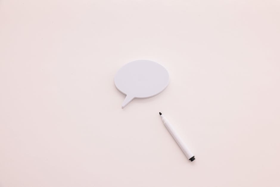 Giải thích đơn giản: Vì sao bóng bay lại lơ lửng trên không?