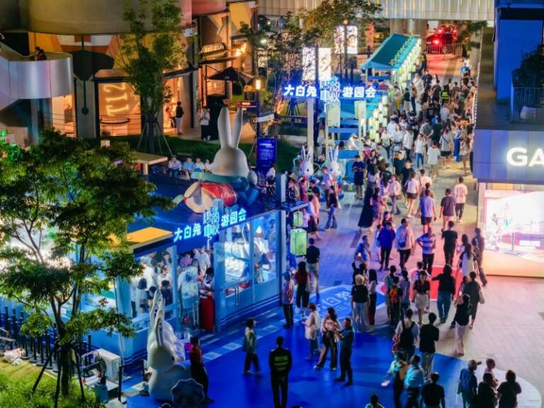 Thành phố du lịch dài ngày